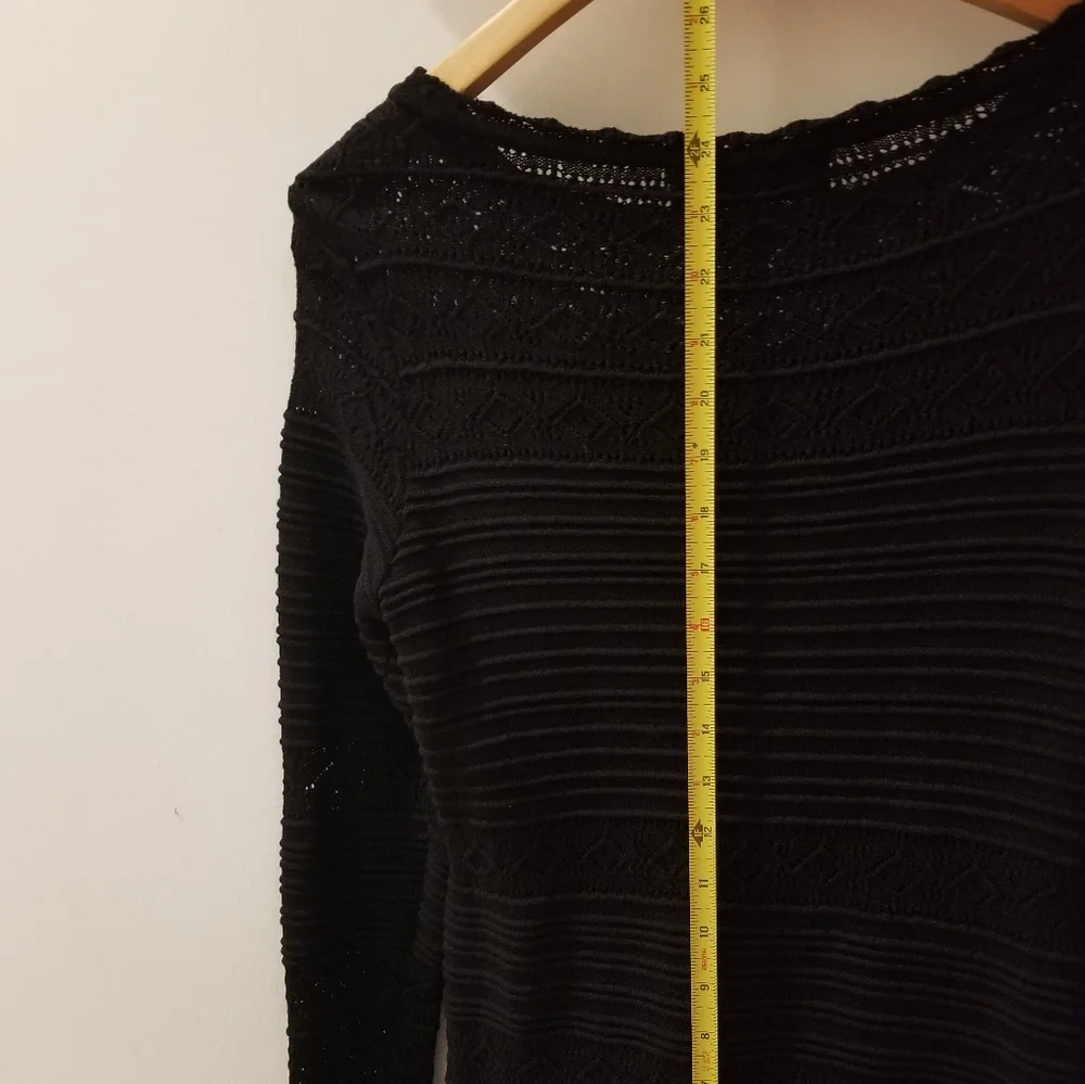 St. John Collection Vintage Spring 02' Black Open Knit Tunic Top Sz 4 S-M - Picture 10 of 15